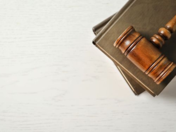 tố tụng hành chánh